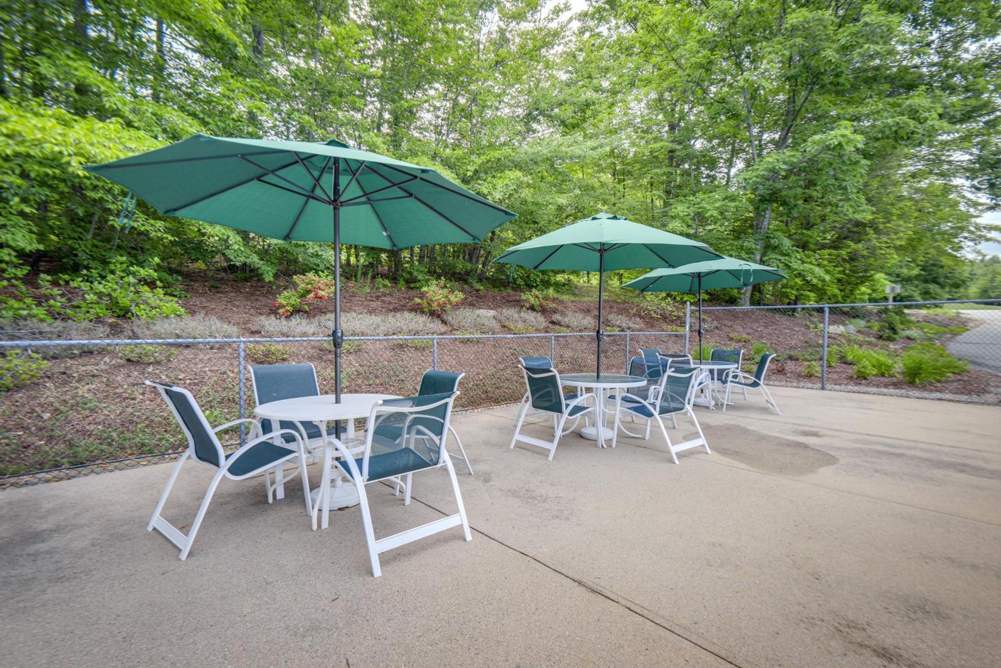 Bartlett Condo With Mountain View And Outdoor Pool! Extérieur photo